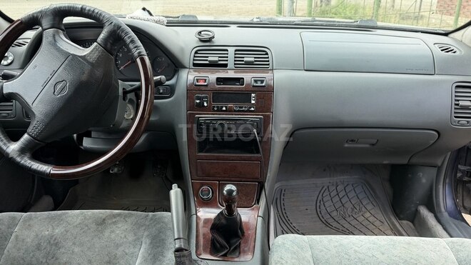 Nissan Maxima-9
