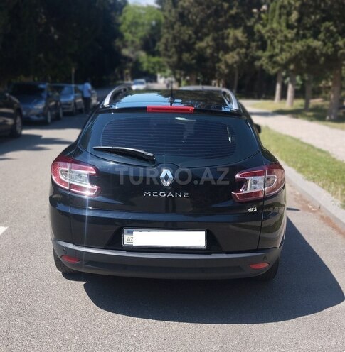 Renault Megane-6