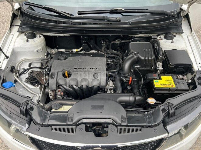 Kia Cerato-7