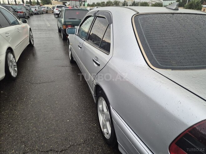 Mercedes C 240-2
