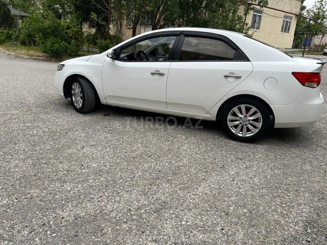 Kia Cerato-4