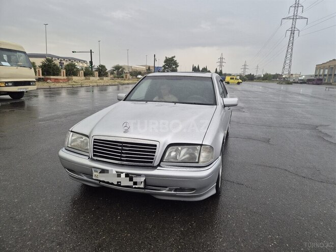 Mercedes C 240-1