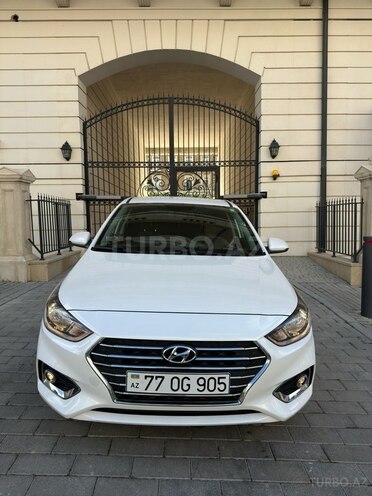 Hyundai Accent-1