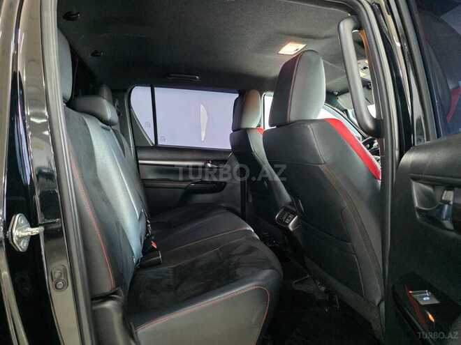 Toyota Hilux-20