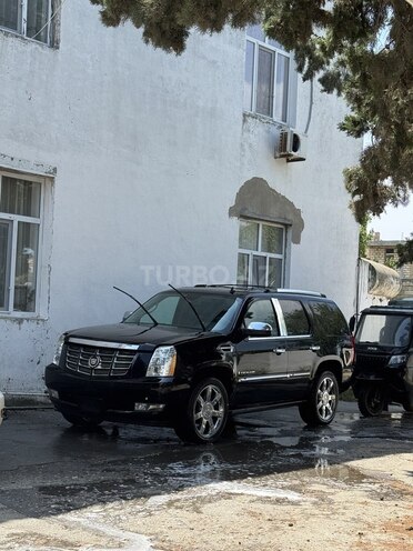Cadillac Escalade-1