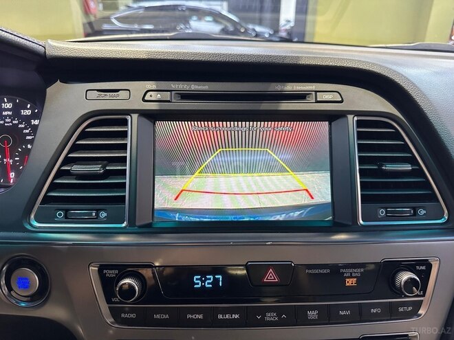 Hyundai Sonata-19