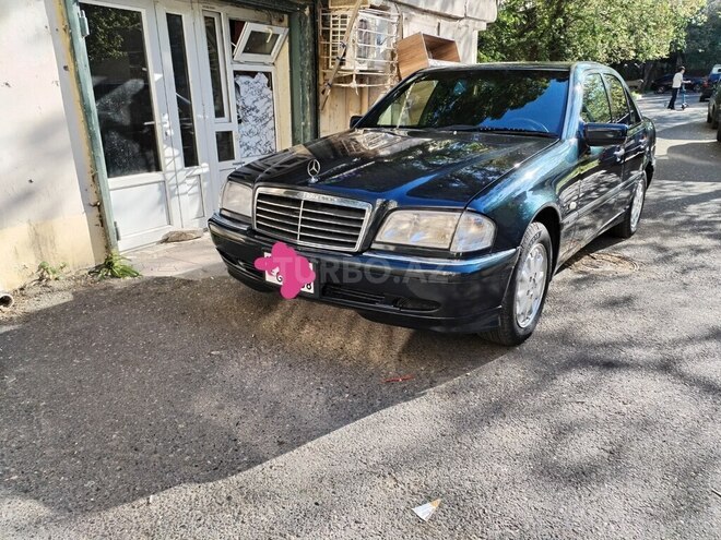 Mercedes C 240-1