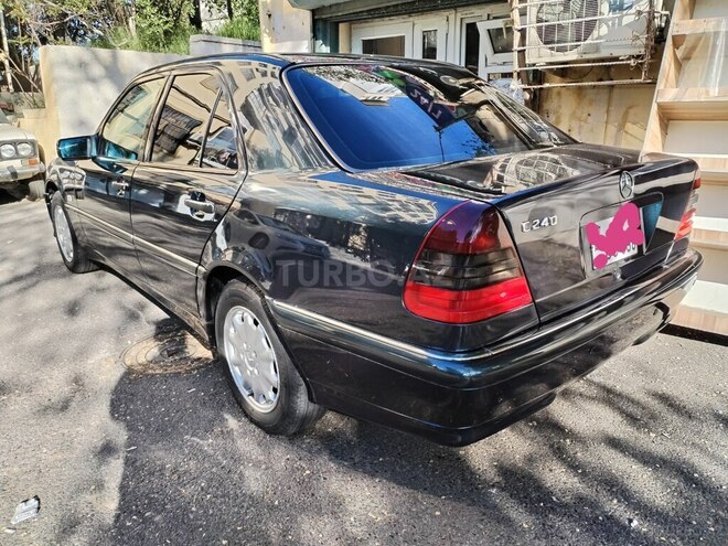 Mercedes C 240-3