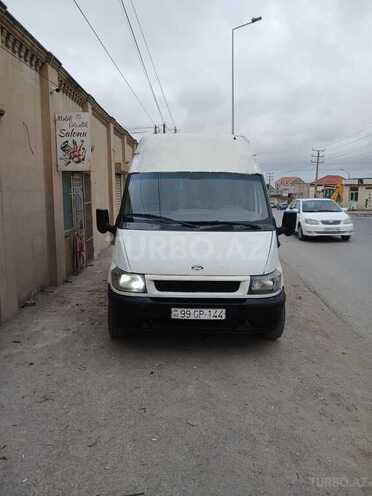 Ford Transit-1