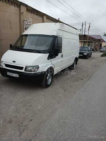 Ford Transit-2