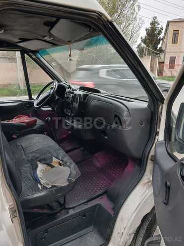 Ford Transit-7
