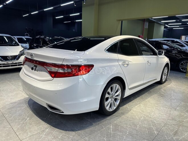 Hyundai Grandeur-8