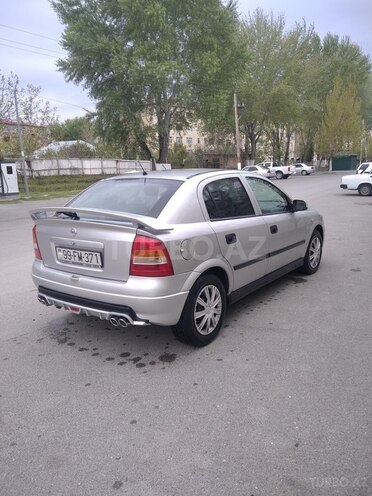 Opel Astra-9