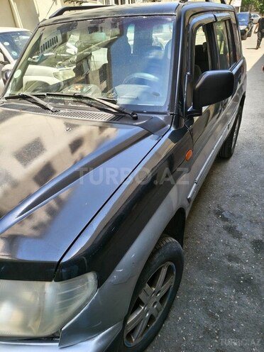 Mitsubishi Pajero io-3