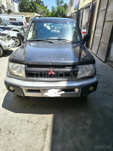 Mitsubishi Pajero io-1