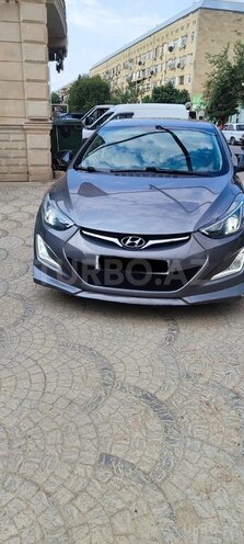 Hyundai Elantra-2