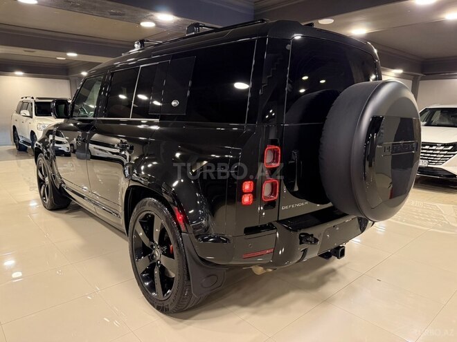 Land Rover Defender-5