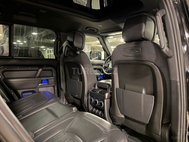 Land Rover Defender-14