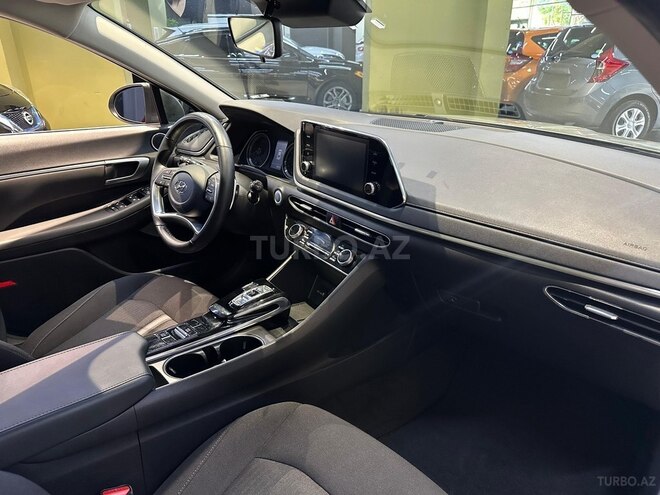 Hyundai Sonata-7