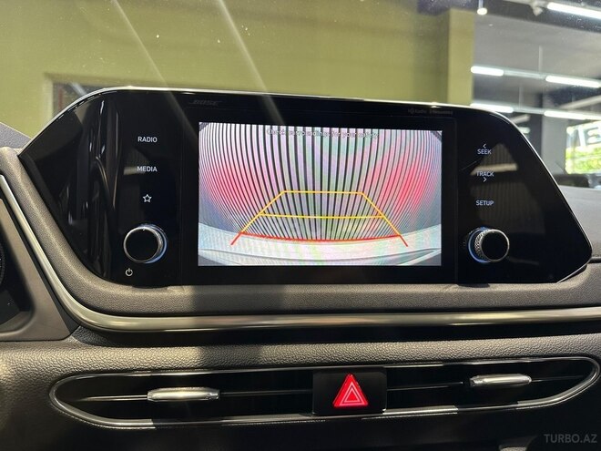 Hyundai Sonata-8