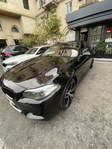 BMW 528-2