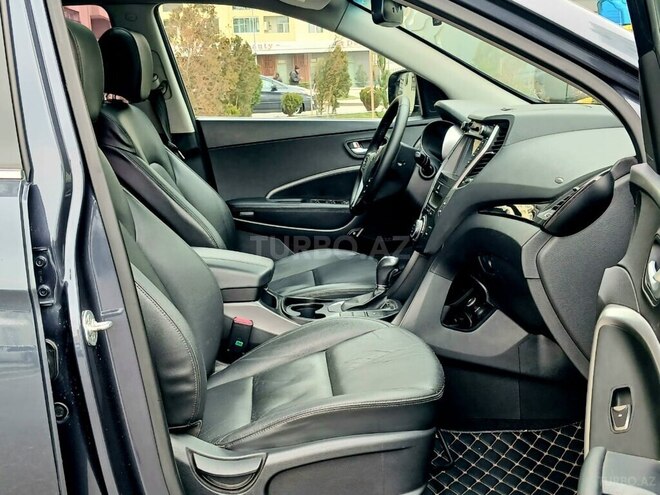 Hyundai Santa Fe-11