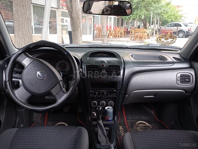 Nissan Sunny-2