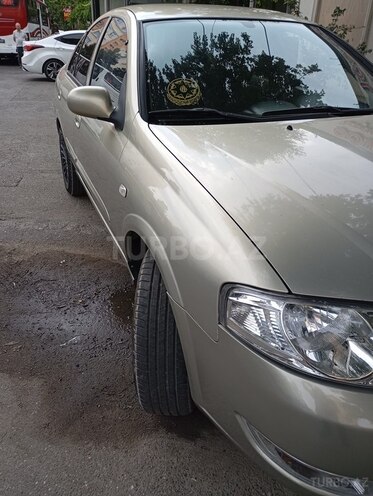 Nissan Sunny-7