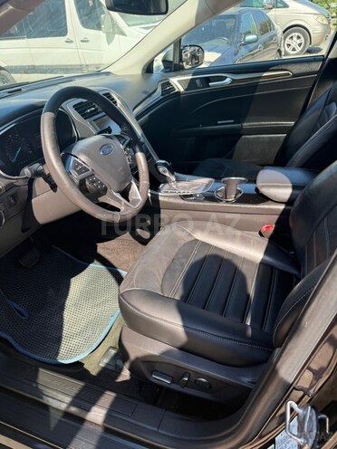 Ford Fusion (North America)-10