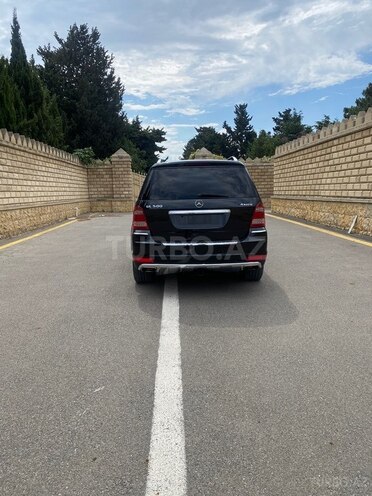Mercedes GL 450 4MATIC-2