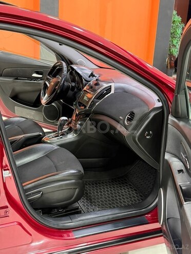 Chevrolet Cruze-15