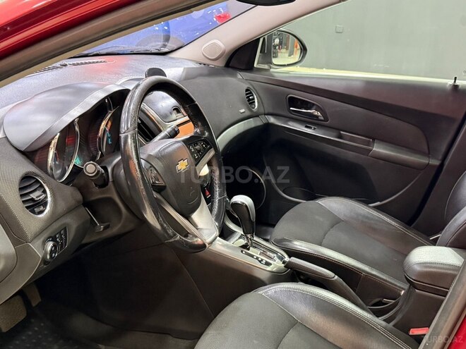 Chevrolet Cruze-14
