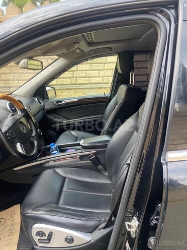 Mercedes GL 450 4MATIC-7