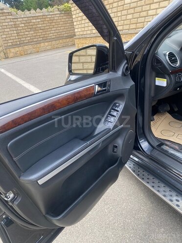 Mercedes GL 450 4MATIC-11