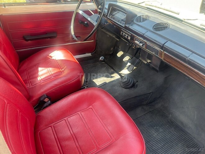 LADA (VAZ) 21011-3