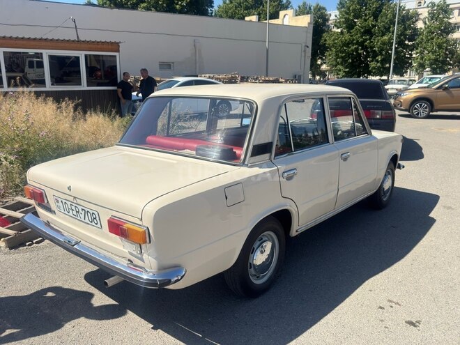 LADA (VAZ) 21011-5