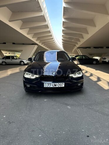 BMW 320d-1