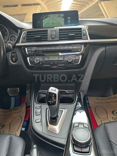 BMW 320d-9