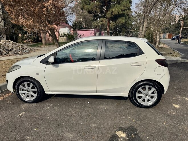 Mazda 2-11