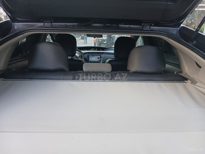 Toyota Prius-8