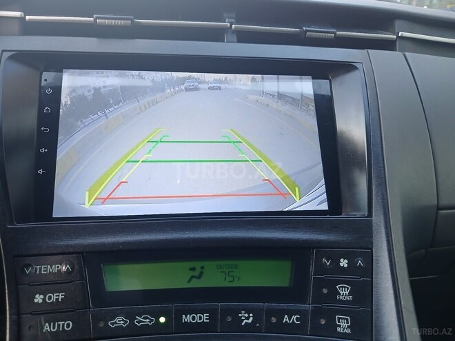Toyota Prius-9