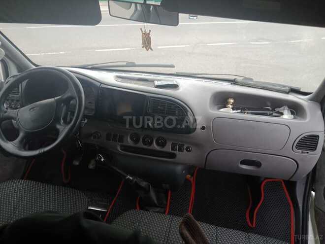 Ford Transit-3