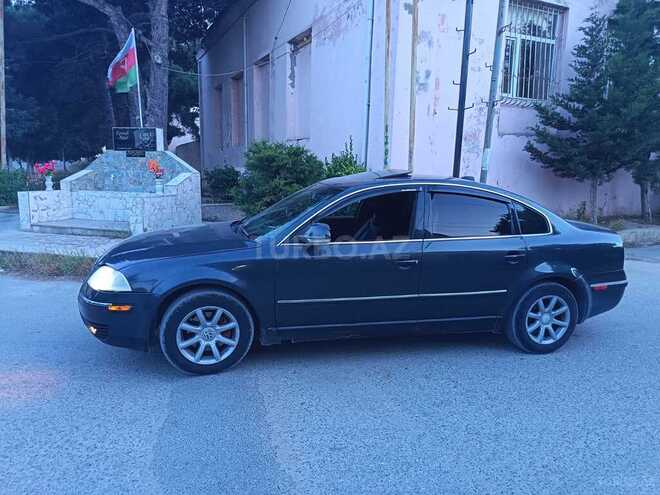 Volkswagen Passat-8