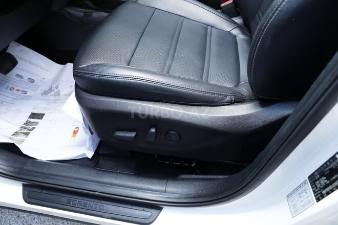 Kia Sorento-10