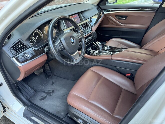 BMW 528-9