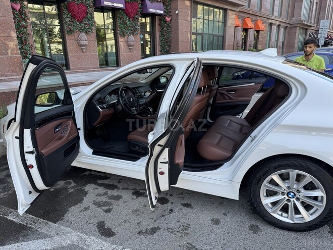 BMW 528-8