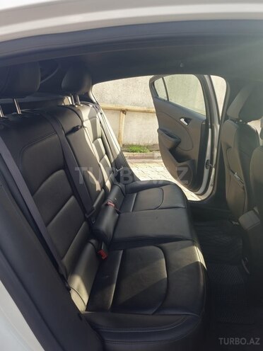 Chevrolet Cruze-6