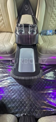 Mercedes V 300-18