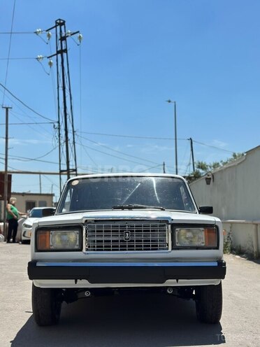 LADA (VAZ) 2107-2