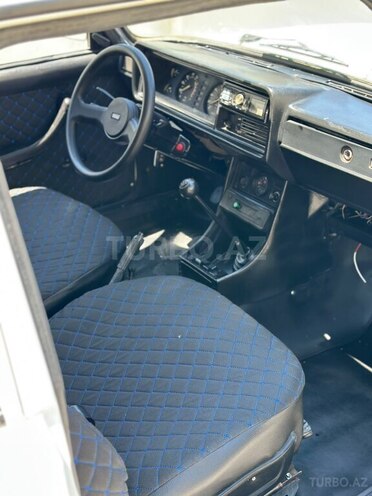 LADA (VAZ) 2107-13